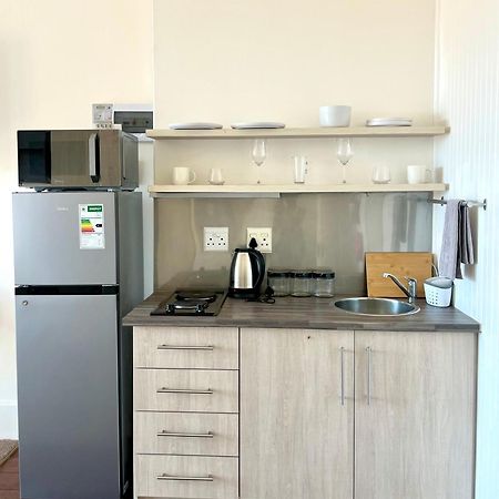Cosy Richmond Hill Retreat Hotel พอร์ตเอลิซาเบธ ภายนอก รูปภาพ